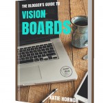 Blogger's Guide to Vision Boards at ComoBlog.com